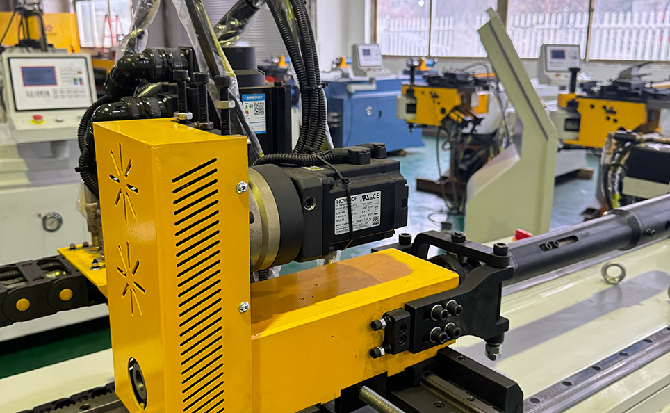 SS-serien helautomatisk CNC-rörbockningsmaskin