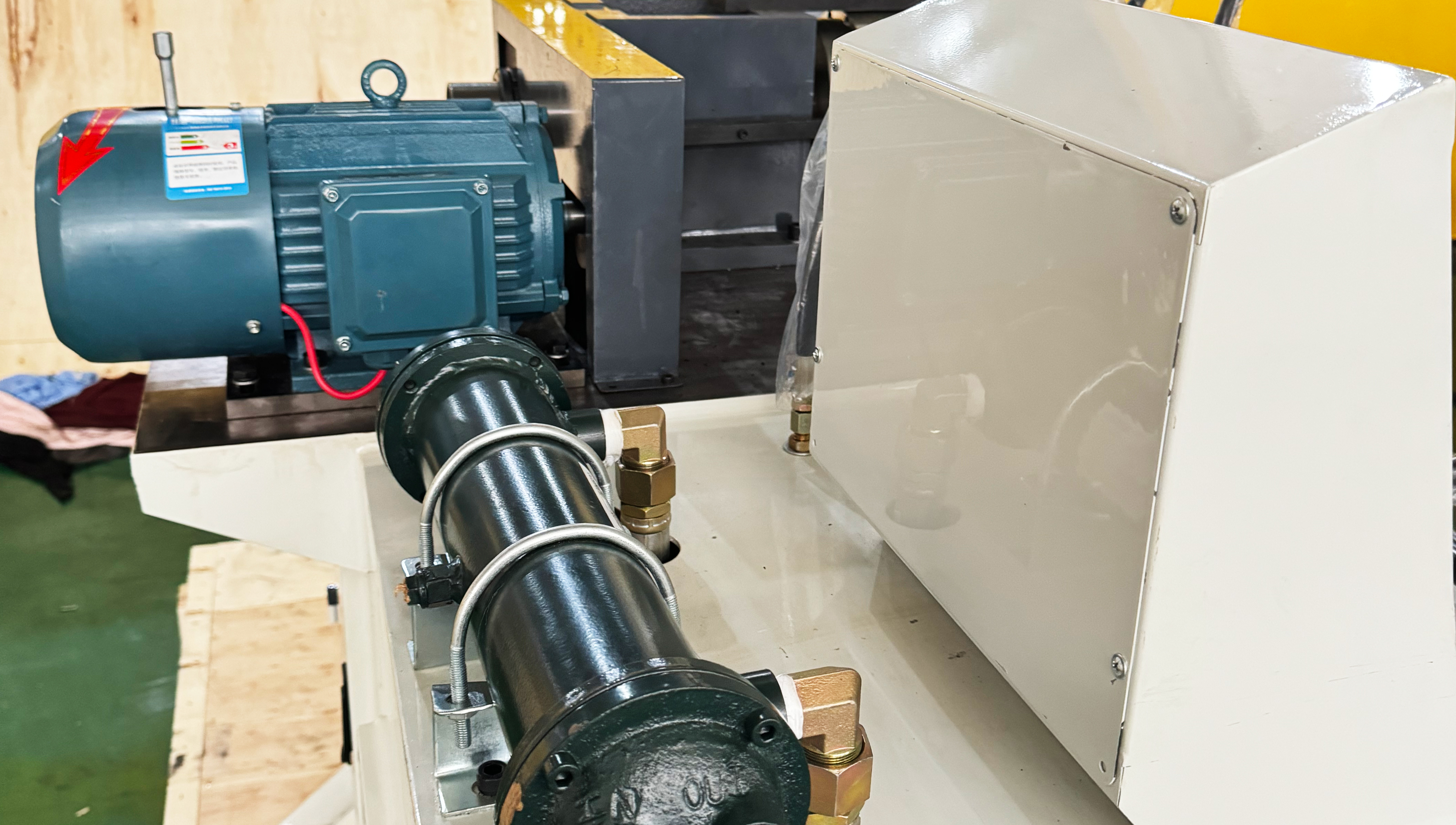 TM-S-40/60/80 högeffektiv automatisk rörtätningsmaskin