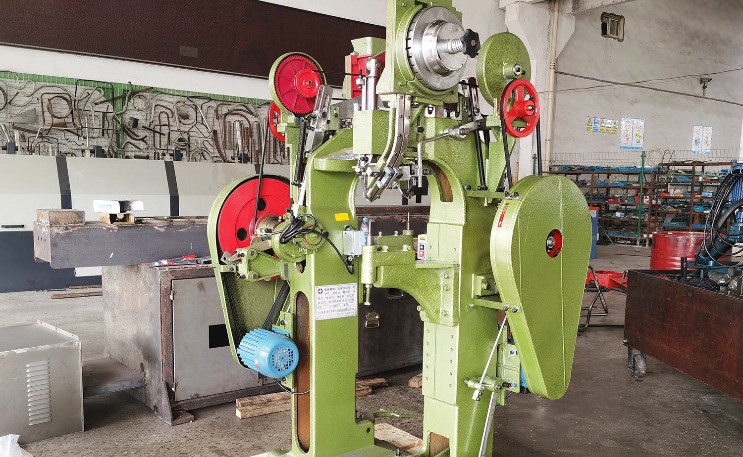 SX-60 Automatisk Matning Impact Nitmaskin